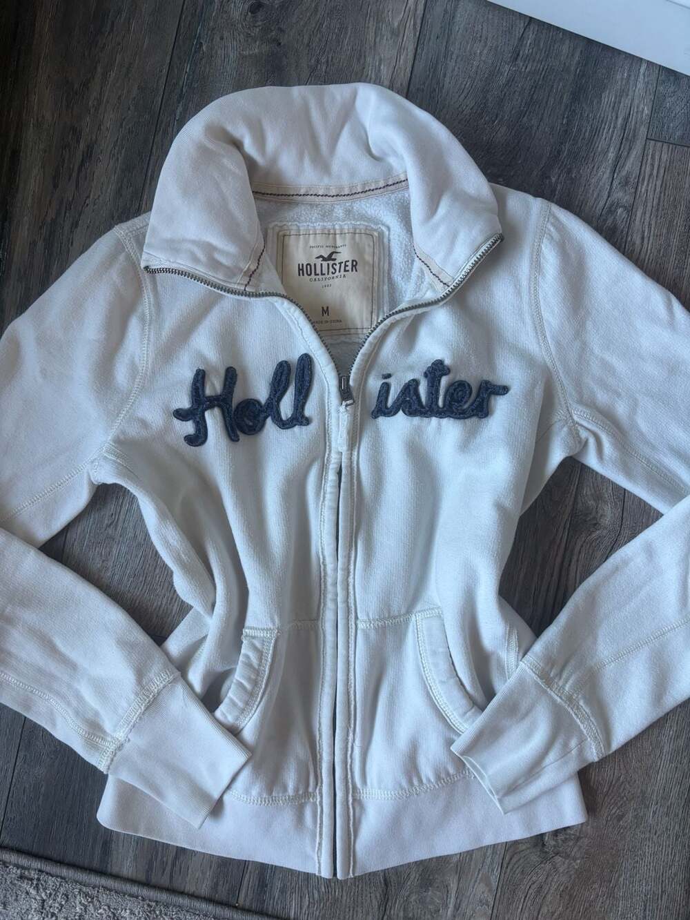 Hollister White Zip-Up Hoodie with Navy Logo